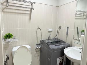 The Nook Stays at Shell Residences