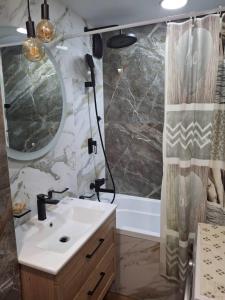 Уютная 2-х комнатная квартира