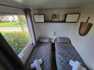 Houlgate-420- Mobilhome cosy 3 chambres 6 personnes Camping 5 étoiles