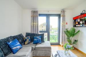 F302 Lovely & Relaxing Stay With View