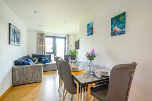 F302 Lovely & Relaxing Stay With View