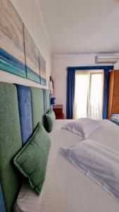 Hotel Dionysis Studios