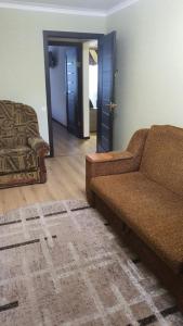 3 комнатная квартира Кривой Рог на Матусевича 38