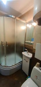 3 комнатная квартира Кривой Рог на Матусевича 38