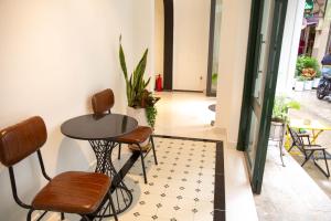 Saigon Downtown - Buivien Party street