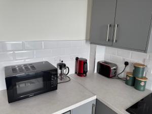 Unit 2 Island View Apartments With Stunning Harbour View