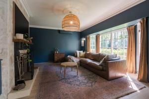 Elegant Family Home with Pool & Wildlife