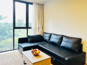 1 Bdr Sky Park Golf view