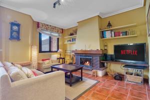 Casa Gredos- Chimenea , Setas , BBQ , Relax