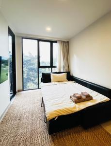 1 Bdr Sky Park Golf view