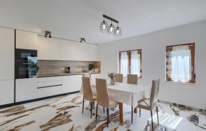 Villa Teta Fumica by Villas Guide