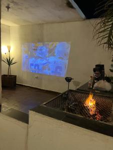 Casa completa, 4 dormitorios, 7 camas dobles, 2 sofá cama, 3 baños, cocina equipada, consola Arcade, asador, juguetes para niños, fraccionamiento privado, zona de vías rápidas