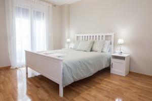 Brand New Spacious 3 Bd Home in Trendy Kipseli