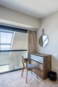 AER ONE cu vedere LA MARE