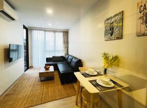 1 Bdr Sky Park Golf view