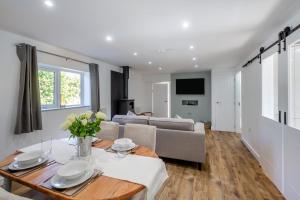 2 Bed in Dinas oc-d32708