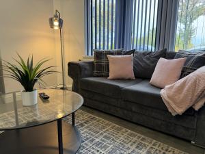 Central Embankment View Apartment 1BR