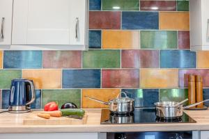 2 Bed in Blandford St. Mary oc-s33308