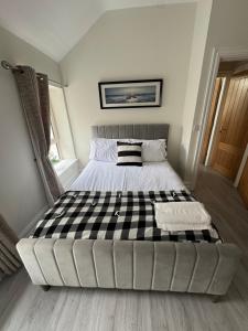 Unit 3 Modern Self Contained Apartment