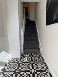 Unit 3 Modern Self Contained Apartment