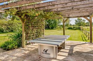 7 Bed in Ellough oc-g33283