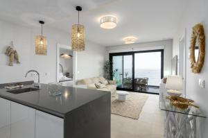 Los Flamencos by H - Playa de los Haraganes HLHF1302P2