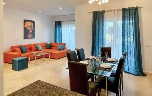 2 Bedroom Nice Home In Arcos De La Frontera