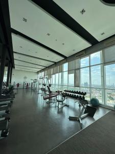 Sky View at The Parkland Ngamwongwan-Khae Rai by Orn