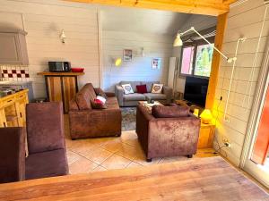 Artemisia - 4 bed apartment stunning views