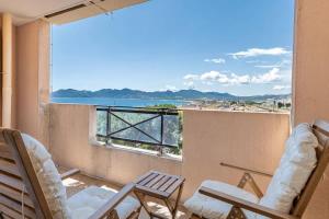 Le Cannes Beach 496 - Vue mer 180 piscine & plage