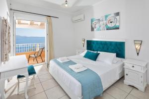 Angela by Vintage Travel