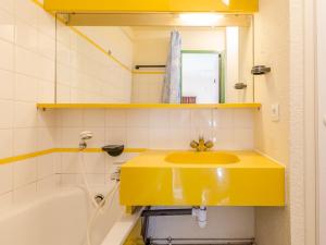 Charmant appartement rénové 45 pers. avec balcon, à 3 min des pistes – Montchavin Les Coches - FR-1-329-33