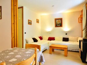 Studio rénové 4-5 pers. Montchavin, proche pistes et commerces, parking gratuit - FR-1-329-42