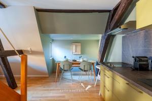 Pistachio Duplex Apartment - Hypercentre Colmar