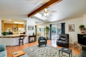 about 3 Mi to Dtwn and Chico State NorCal Escape!