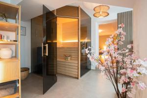 Wellness Retreat for 2 with Private Sauna & Whirlpool - Free Parking, Quiet City Center by HERO HOMES