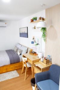 Homeku Guesthouse Room 4 Cozy Stay Close to Suvarnabhumi Airport