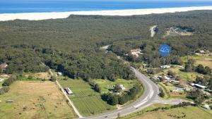 The Entertainer’s Estate with Pool