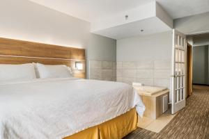Holiday Inn Express & Suites Bad Axe by IHG