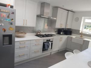 A Very NICE ROOM WITH PRIVATE TOILET AND SHOWER