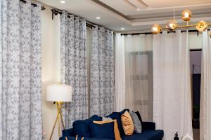 Ket Apartments 1 - Modern, Secure, Comfortable & High Speed WiFi