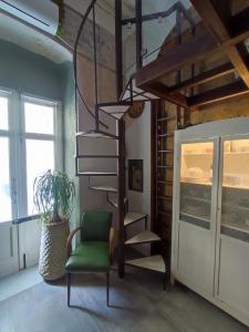 Bilocale stile loft centro storico