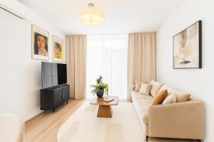 BROWARY DESIGNER APARTMENTS by Country 2 Country