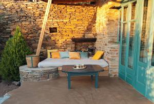 Cyclades hidden gem retreat