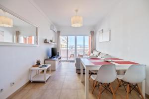 Apartment Pool and Balcony Portimão