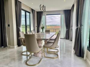 Cloud N Wind Khao Kho Thailand