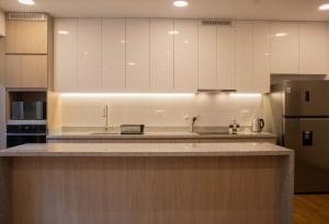 Seaside Apartment near Malecon Miraflores by Wynwood House