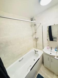 London Economy Stay at 31