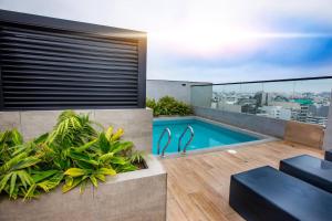 BSR New Stylish Flat La Mar w Pool & Parking