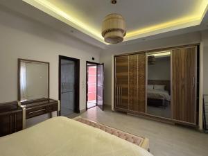 Modern apartment near AUC - 3BR